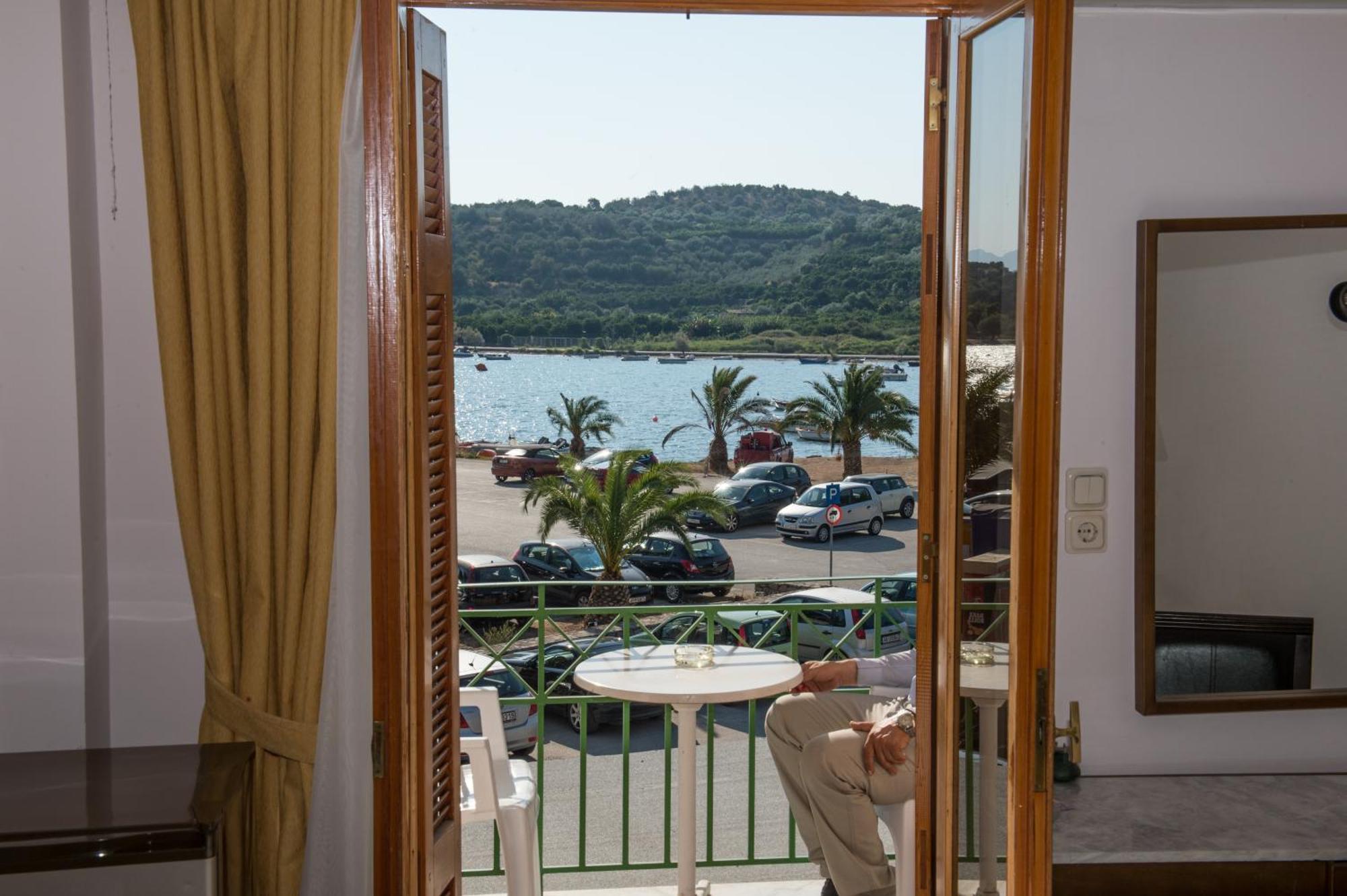 Verdelis Inn Epidaurus Kamer foto